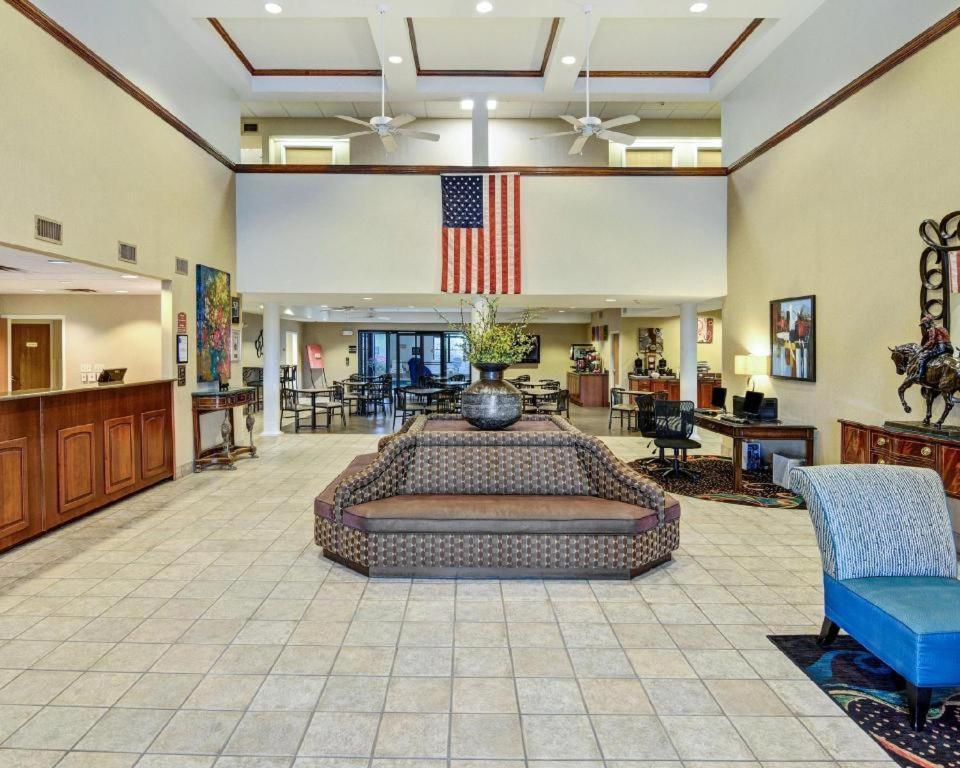Comfort Inn & Suites Hot Springs Central Eksteriør billede